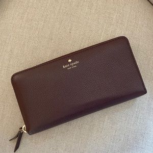 Kate spade zip wallet SOLD